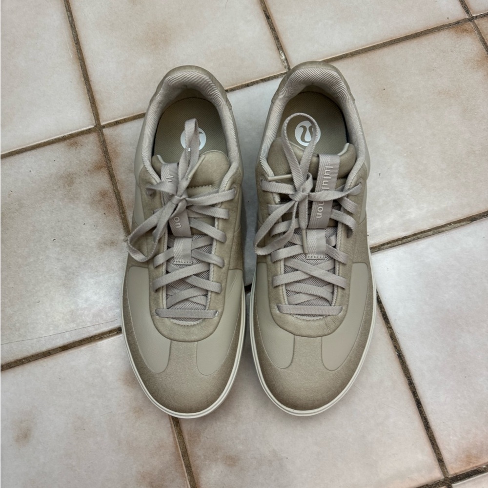 lululemon athletica Men's Beige Sneakers